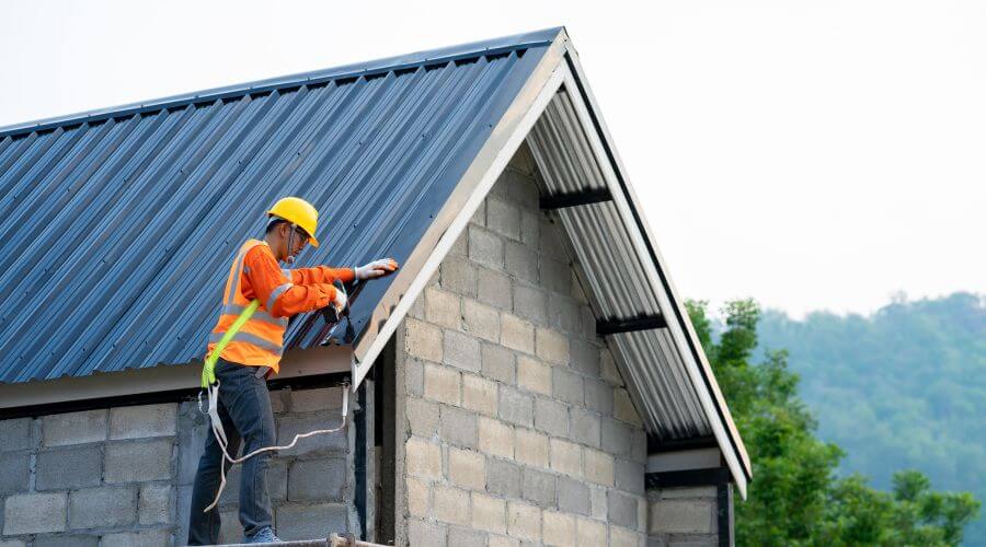 Expert Emergency Roof Repairs services in Luttrell, TN
